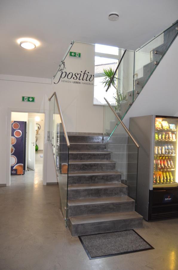 Pension Zum Strell Hollabrunn Exterior photo