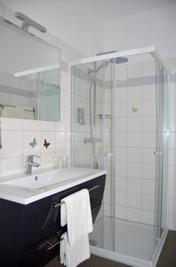 Pension Zum Strell Hollabrunn Exterior photo